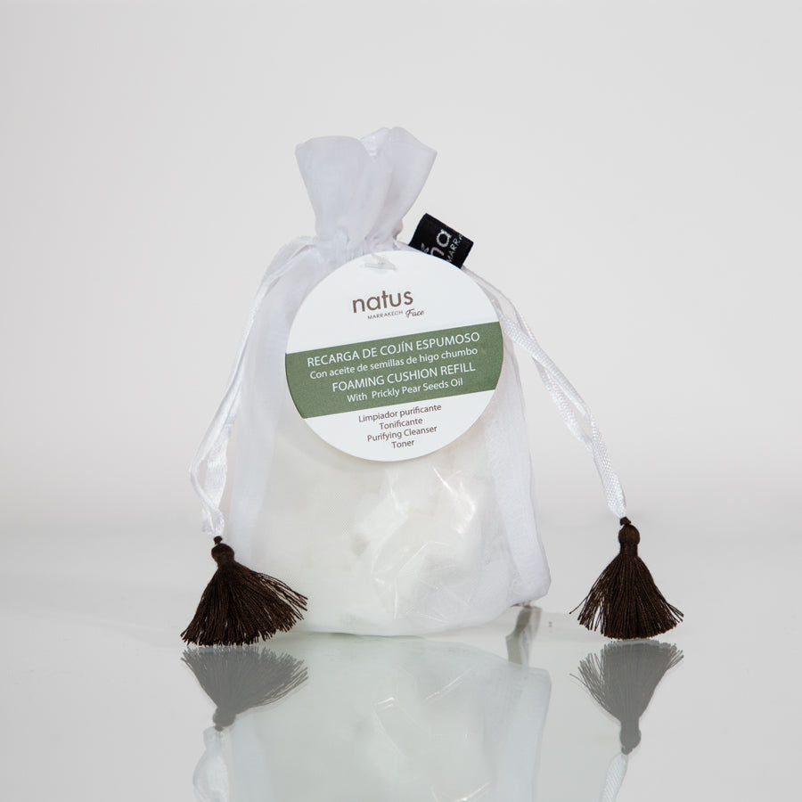 Refill foaming glove with prickly pear seed oil